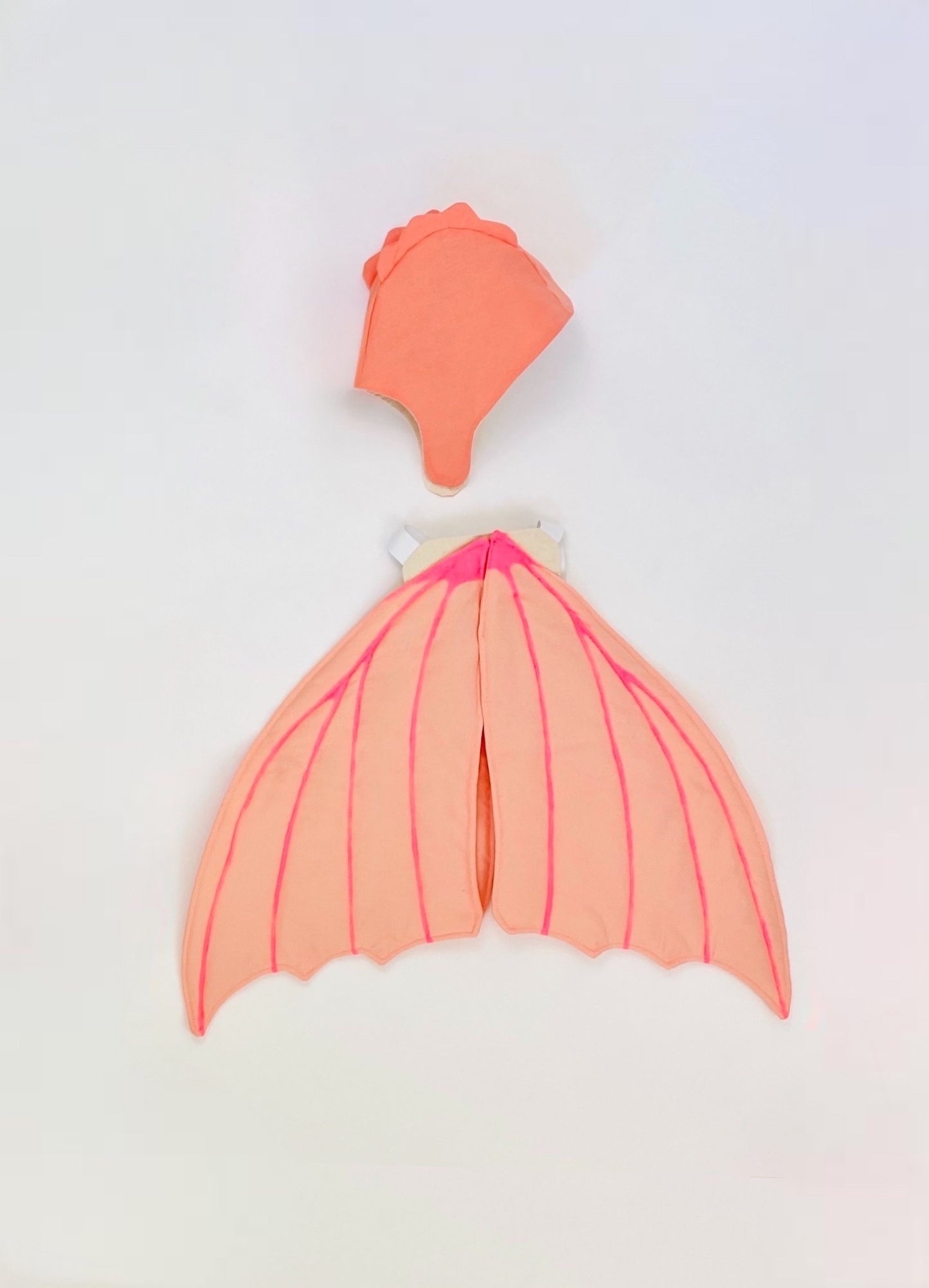 Kids pink dragon costume wings with hat for dress up.